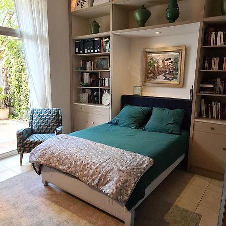 Suite Independante Avec 1 Chambre Et 1 Bureau Montpellier Luaran gambar