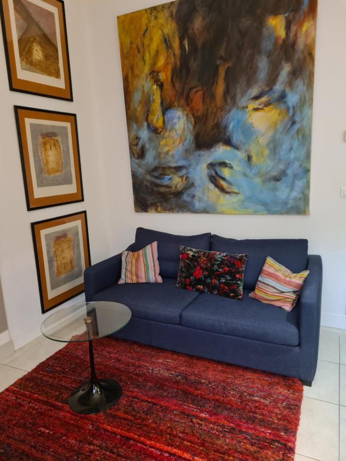 Suite Independante Avec 1 Chambre Et 1 Bureau Montpellier Luaran gambar